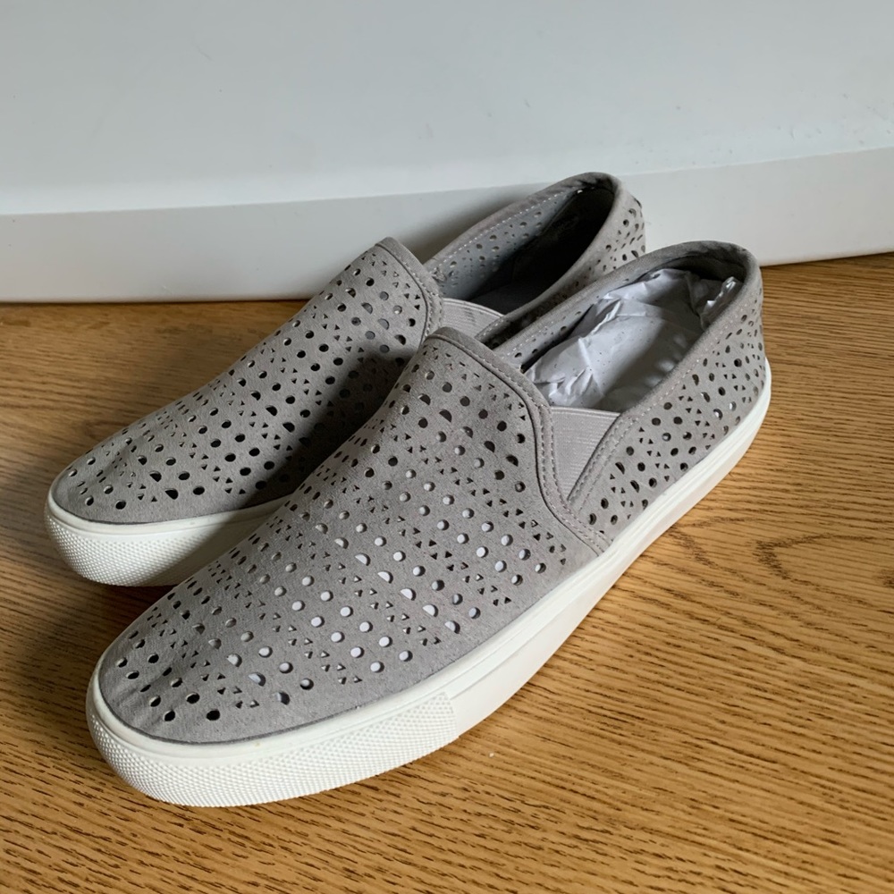 Steve Madden grey perforated slip-on sneaker ▪️